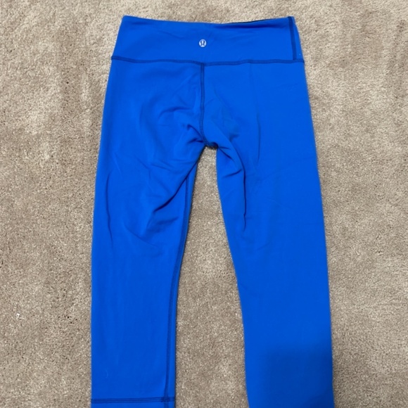 Lululemon Crop Leggings (color not sold anymore) - Picture 2 of 3